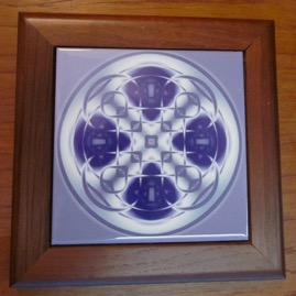 deco-circle-plum-tile-gingezel.jpeg